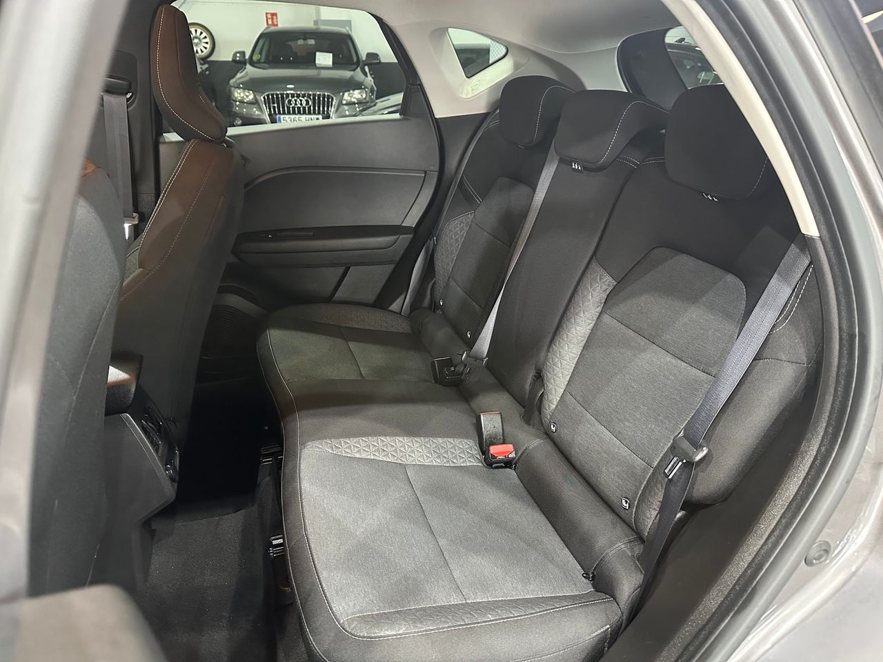 Renault Captur 100T 90CV SPIRIT (MITSUBISHI	ASX) - Foto 11