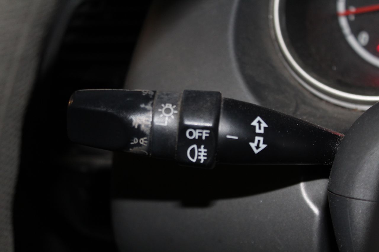 Honda Jazz 1.2i LIVE I-DSI 78CV - Foto 9