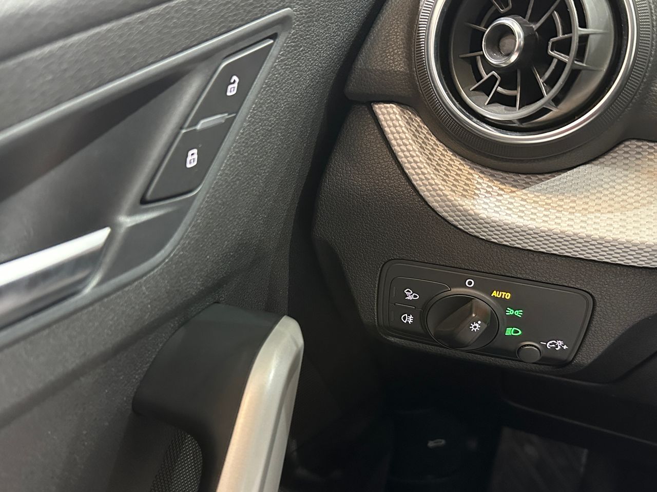 Audi Q2 35TFSI 150CV ADVANCED STRONIC - Foto 19