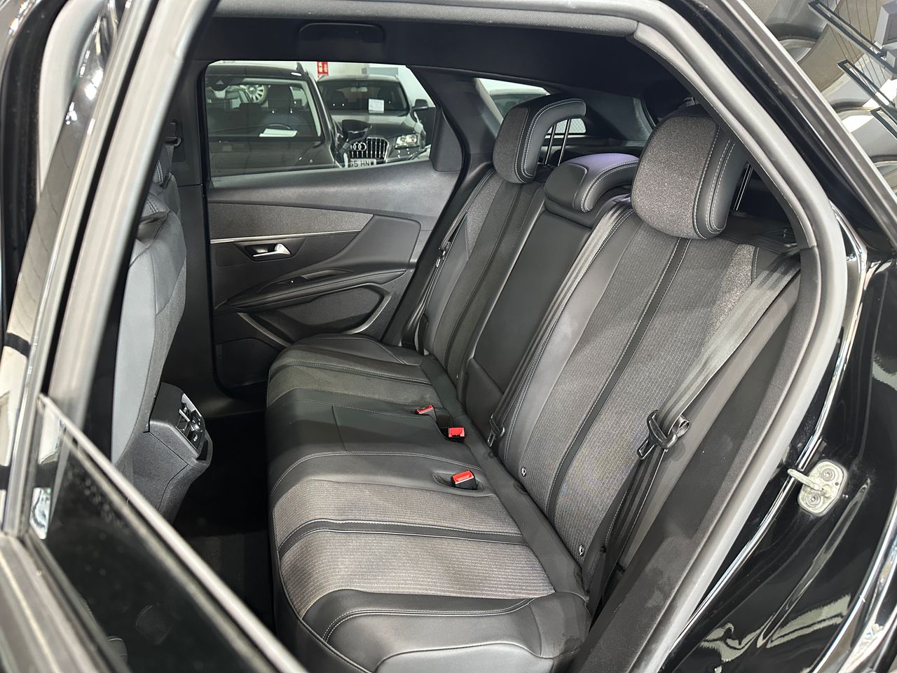 Peugeot 3008 Hybrid 1.6HYBRID 225CV ALLURE PACK - Foto 11