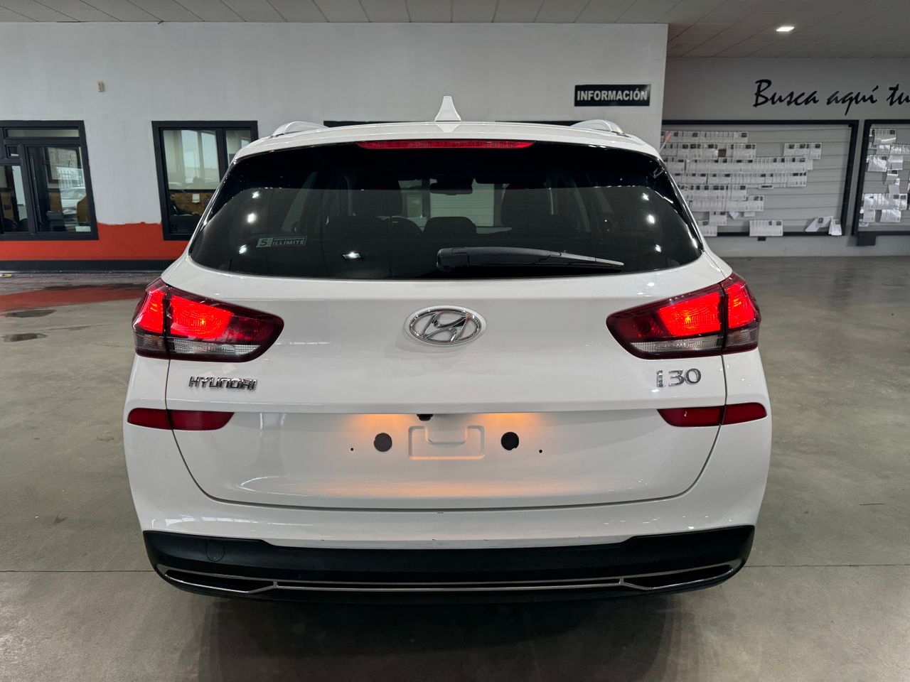 Hyundai i30 1.0T-GDI 120CV CREATIVE AUTOMATICO FAMILIAR - Foto 8