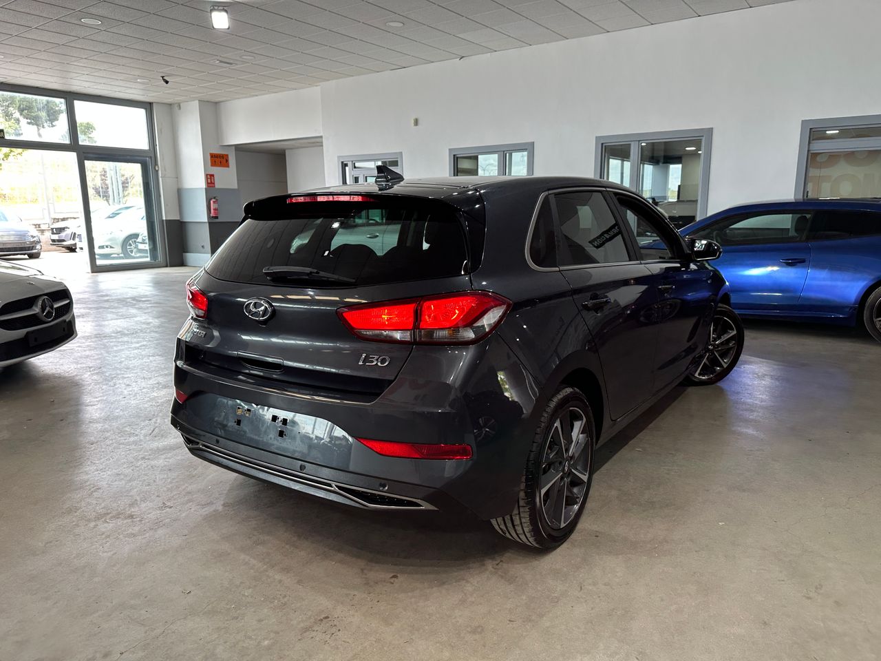 Hyundai i30 1.0T-GDI 120CV CREATIVE AUTOMATICO BERLINA - Foto 7