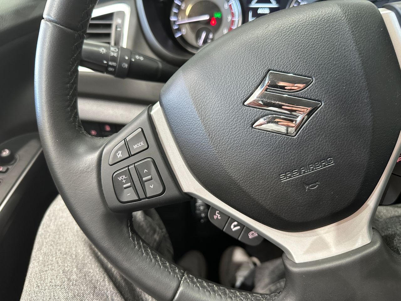 Suzuki SCross 1.5MHEV 129CV S2 - Foto 16