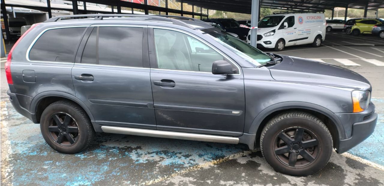 Volvo XC90 2.4d 185 CV - Foto 14