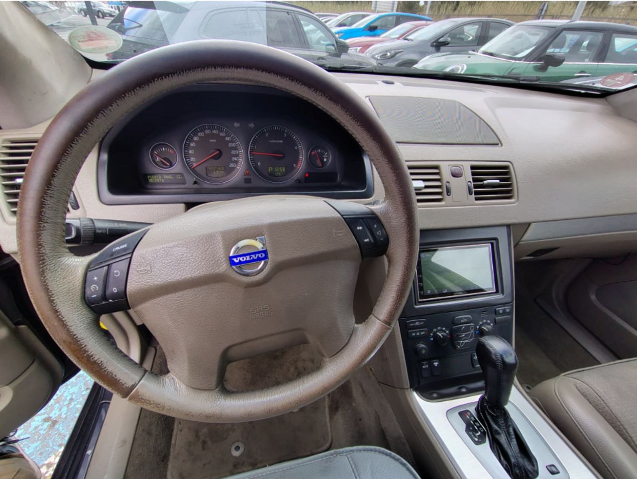 Volvo XC90 2.4d 185 CV - Foto 10