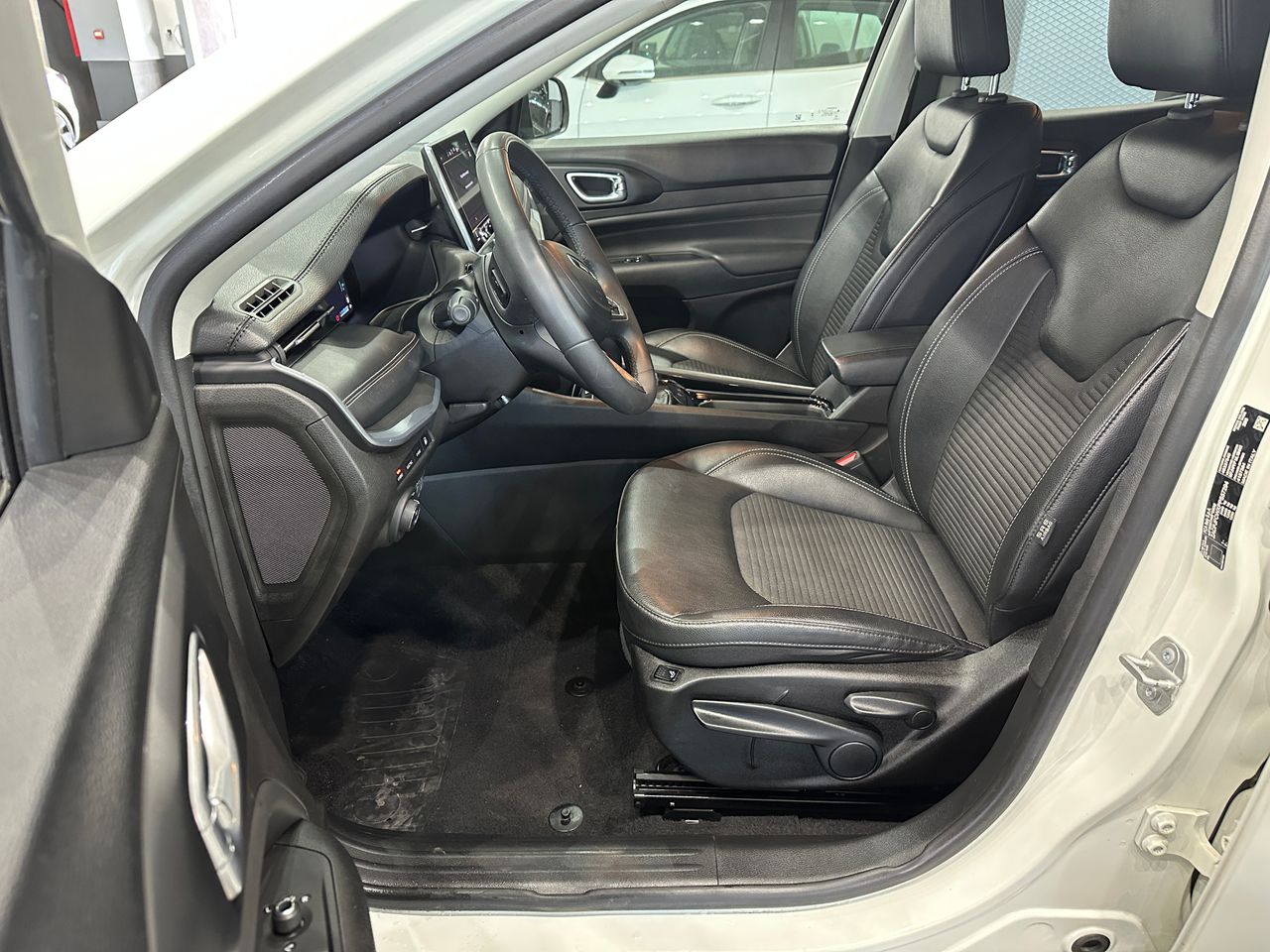 Jeep Compass 1.3PHEV 190CV 4XE LIMITED - Foto 13