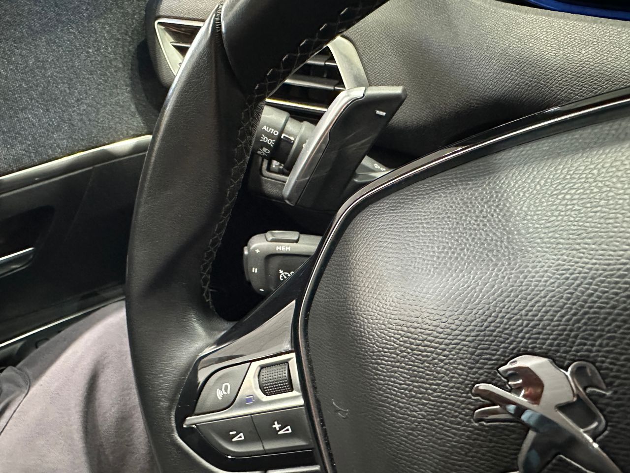 Peugeot 3008 Hybrid 1.6HYBRID 225CV ALLURE PACK - Foto 16