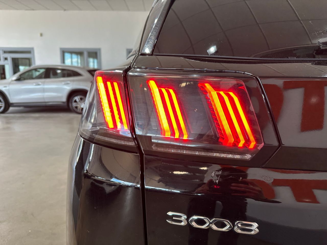 Peugeot 3008 Hybrid 1.6HYBRID 225CV ALLURE PACK - Foto 23