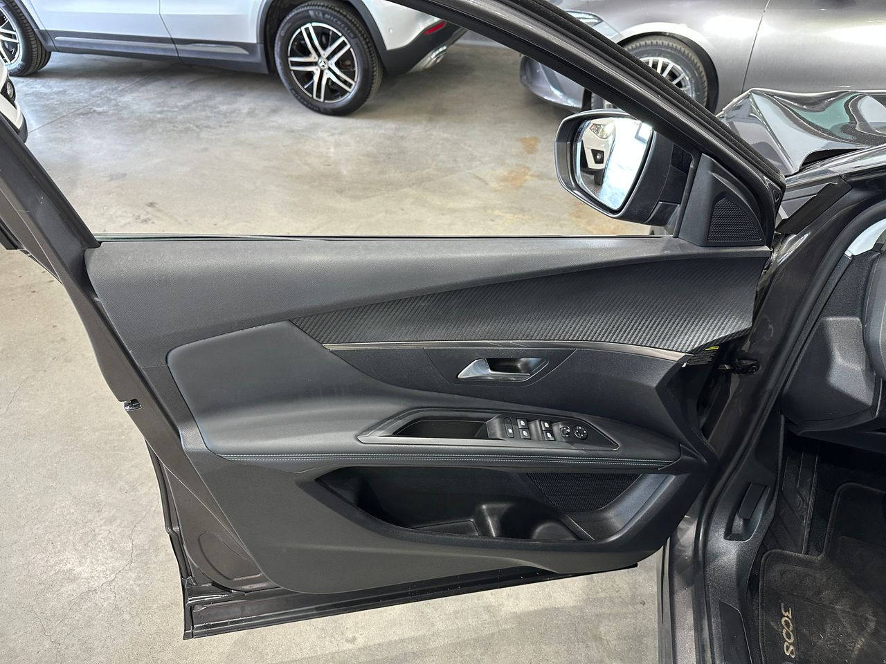 Peugeot 3008 Hybrid 1.6HYBRID 225CV ALLURE EAT8 - Foto 11