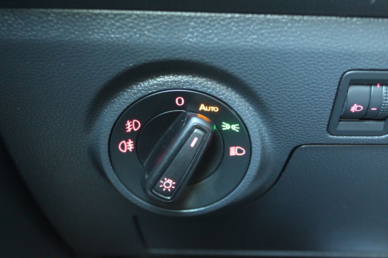 Seat Arona 1.6TDI 95CV REFERENCE ECO - Foto 23