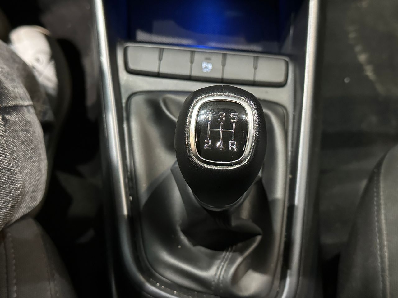 Hyundai Bayon 1.2MPI 84CV MAXX - Foto 22