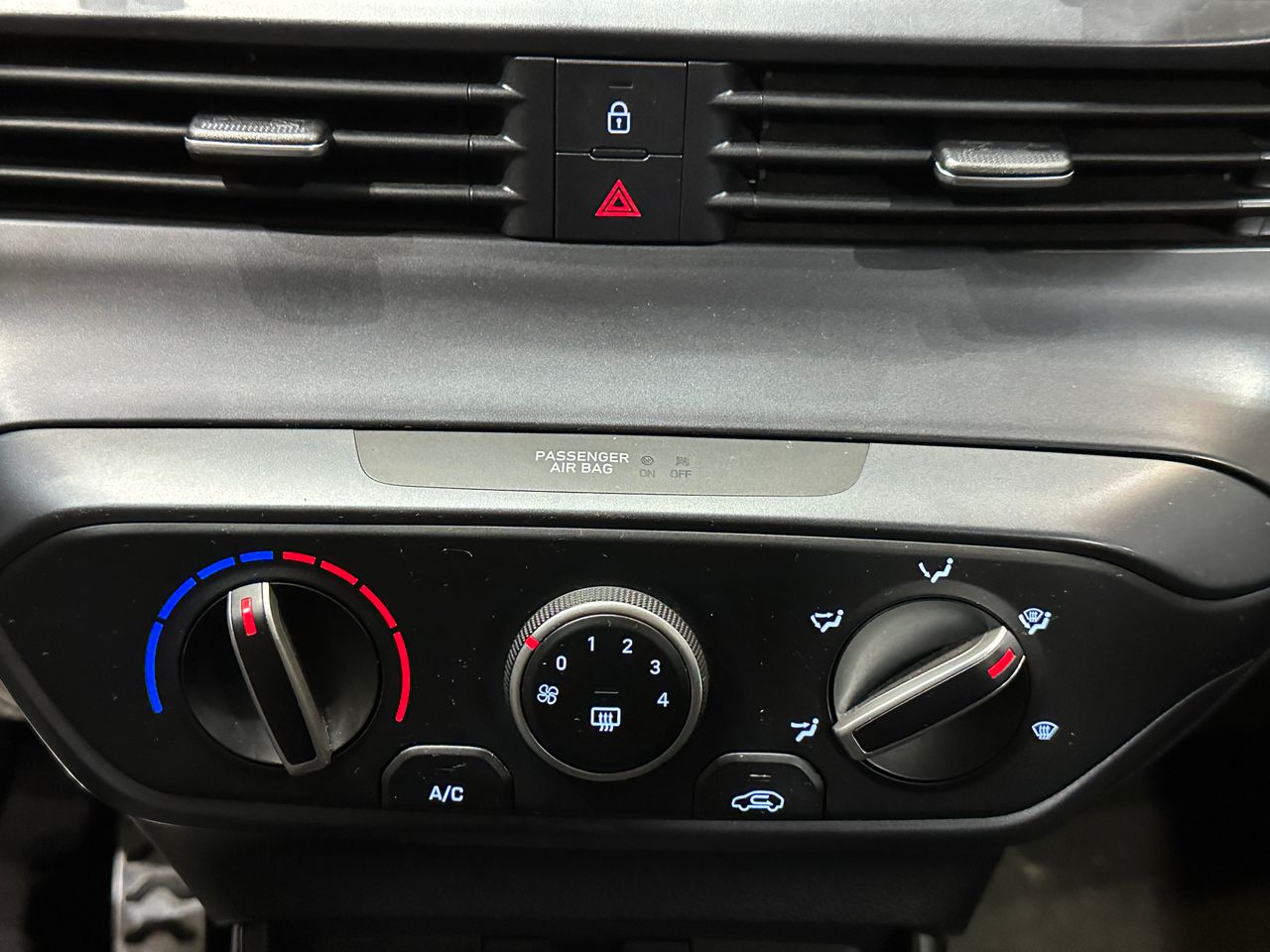 Hyundai Bayon 1.2MPI 84CV MAXX - Foto 21