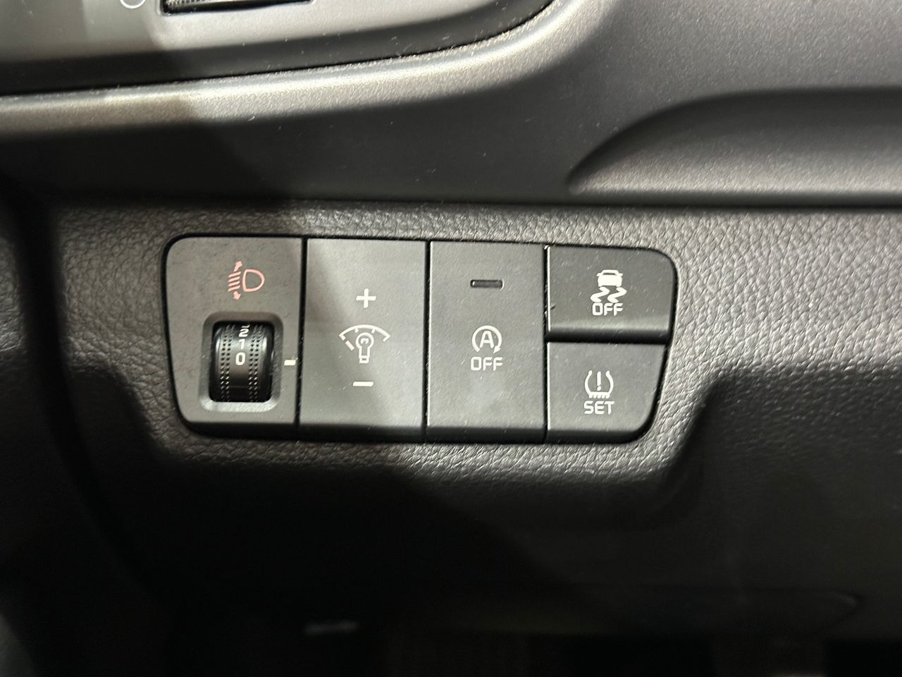 Kia Stonic 1.0 T-GDI 100CV MHEV IMT CONCEPT SUV - Foto 19