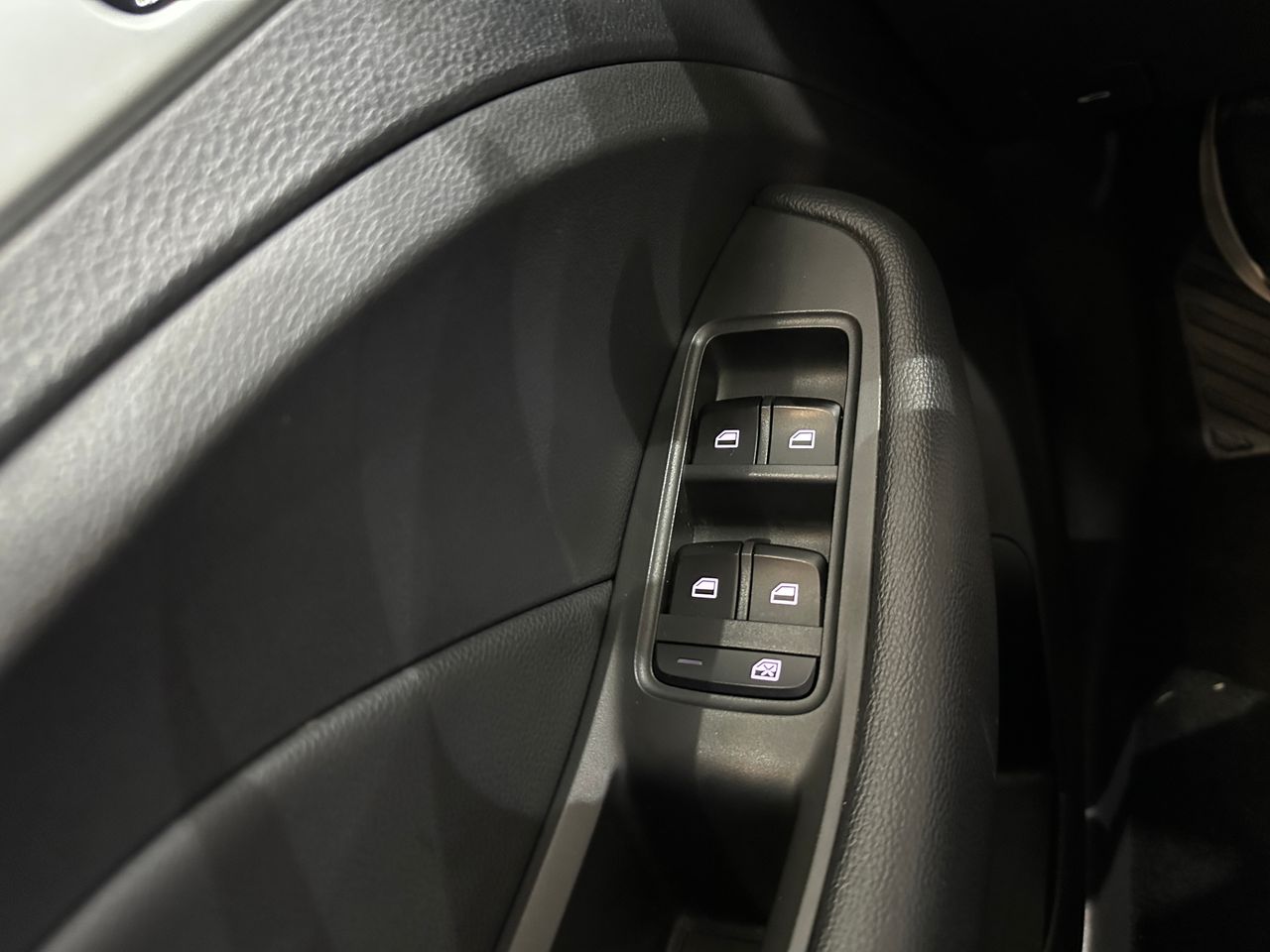 MG ZS EV LUXURY 143CV SUV - Foto 20