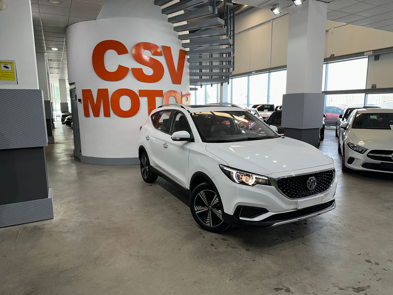 MG ZS EV LUXURY 143CV SUV - Foto 5