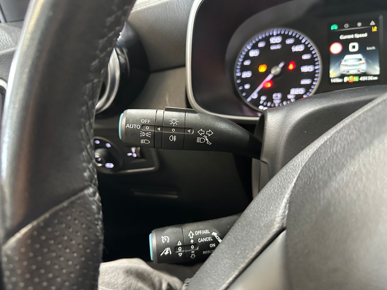 MG ZS EV LUXURY 143CV SUV - Foto 16