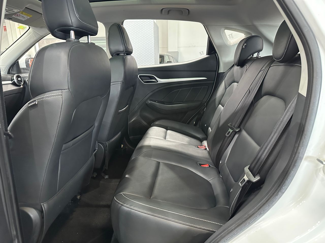 MG ZS EV LUXURY 143CV SUV - Foto 10