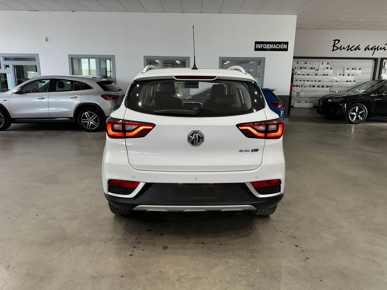 MG ZS EV LUXURY 143CV SUV - Foto 8
