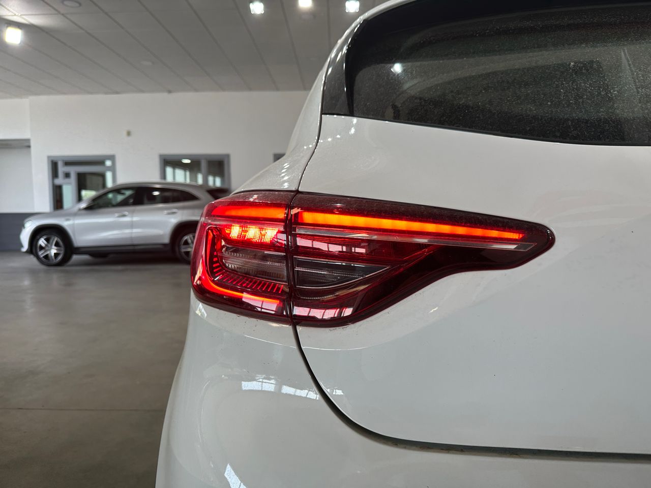 Renault Clio 1.5 DCI 100CV INTENS BLUE BERLINA - Foto 23