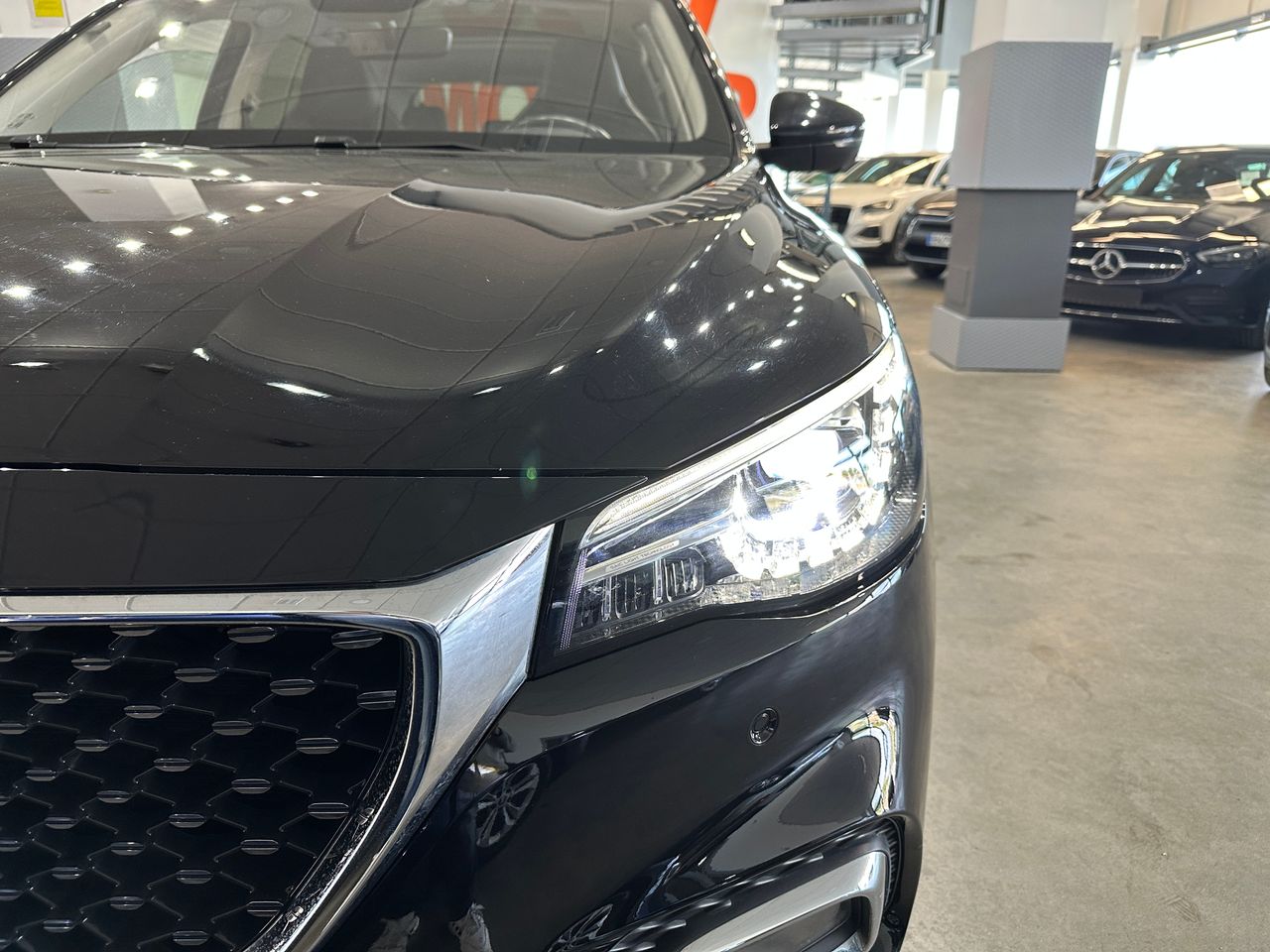 MG eHS 1.5T GDI 258CV PHEV LUXURY SUV - Foto 27