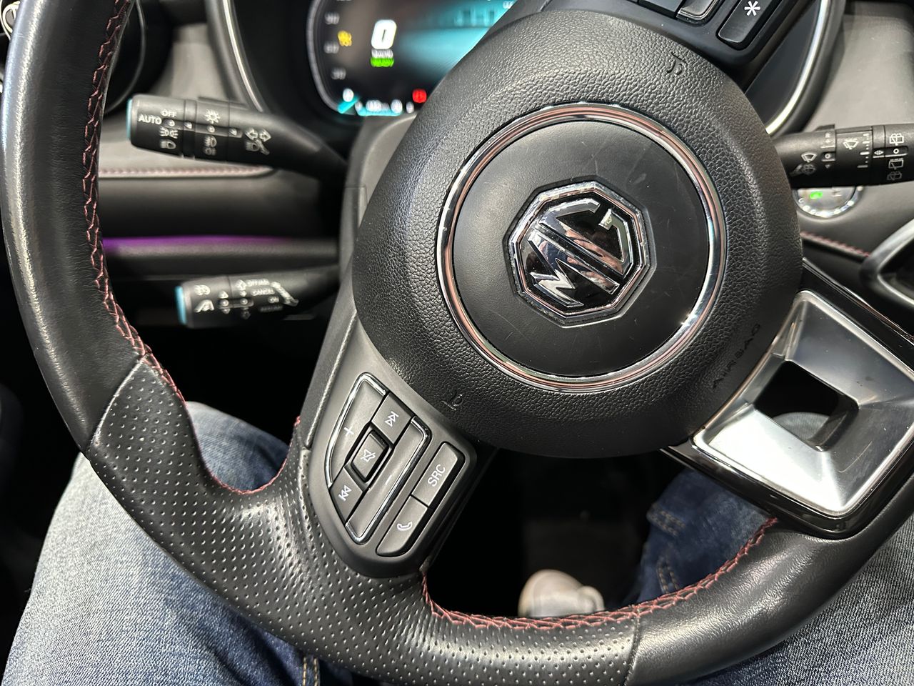 MG eHS 1.5T GDI 258CV PHEV LUXURY SUV - Foto 18