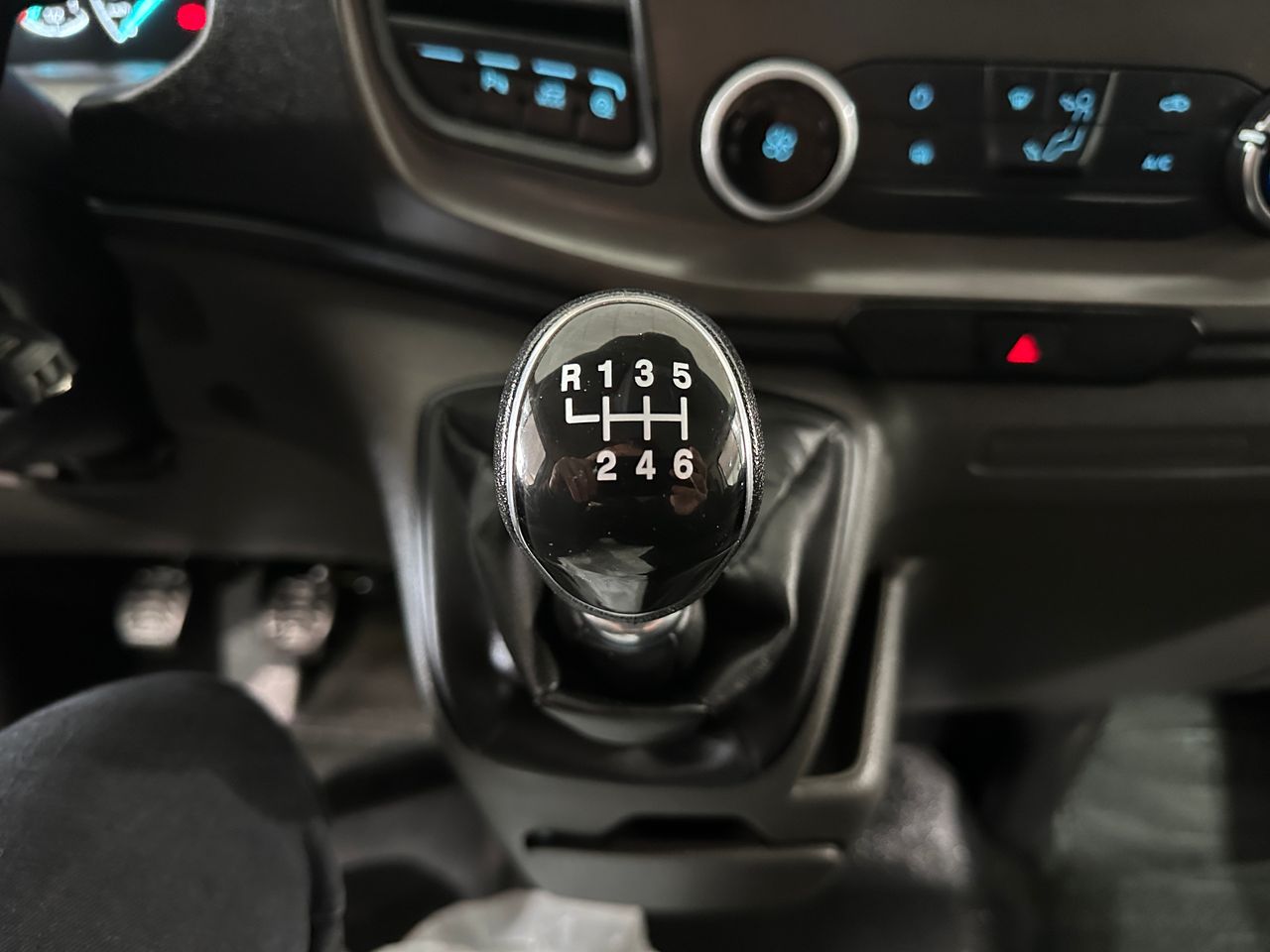 Ford Transit Custom 2.0 ECOBLUE 130CV L1H1 TREND - Foto 21