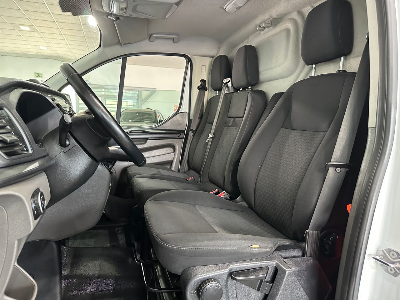 Ford Transit Custom 2.0 ECOBLUE 130CV L1H1 TREND - Foto 12