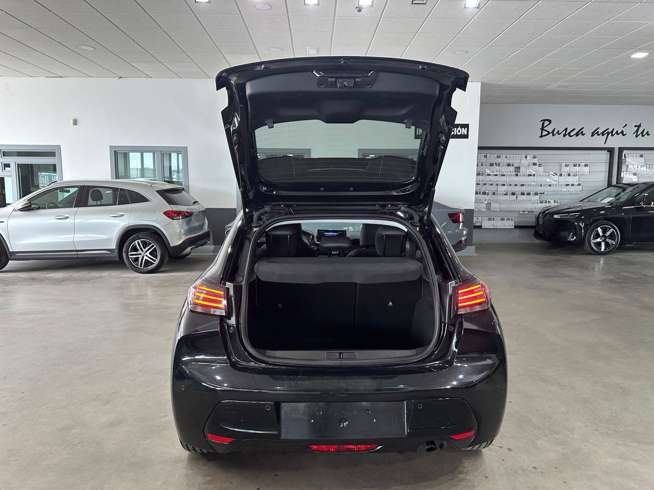 Peugeot 208 1.2G 100CV ALLURE BERLINA - Foto 8