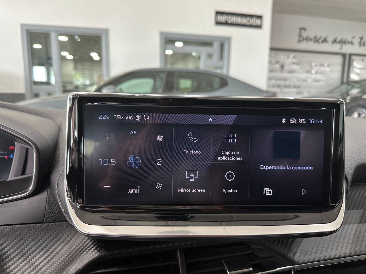 Peugeot 208 1.2G 100CV ALLURE BERLINA - Foto 21