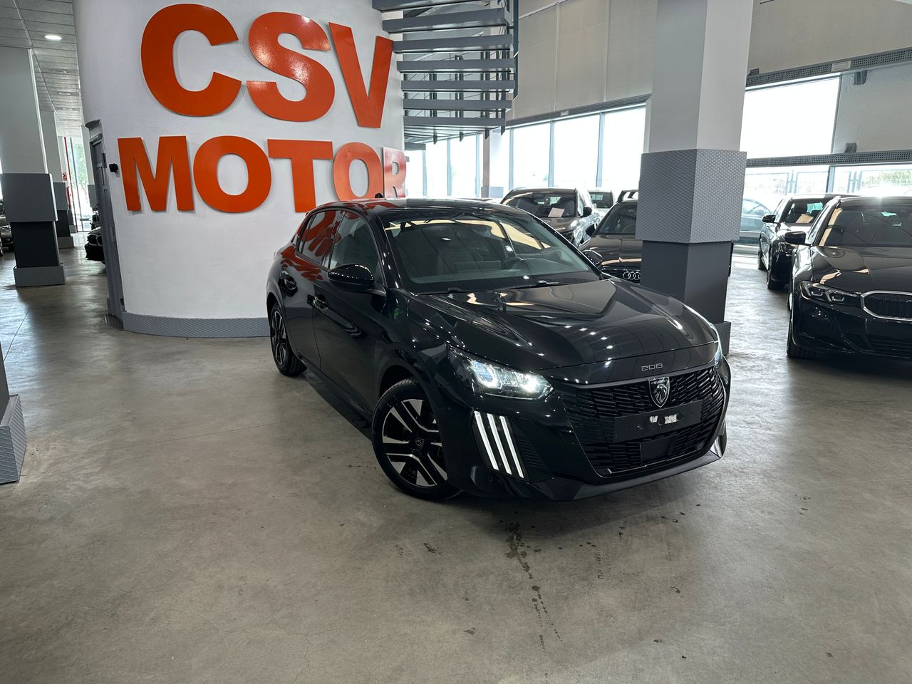 Peugeot 208 1.2G 100CV ALLURE BERLINA - Foto 5