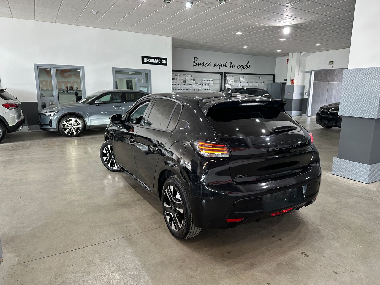 Peugeot 208 1.2G 100CV ALLURE BERLINA - Foto 6