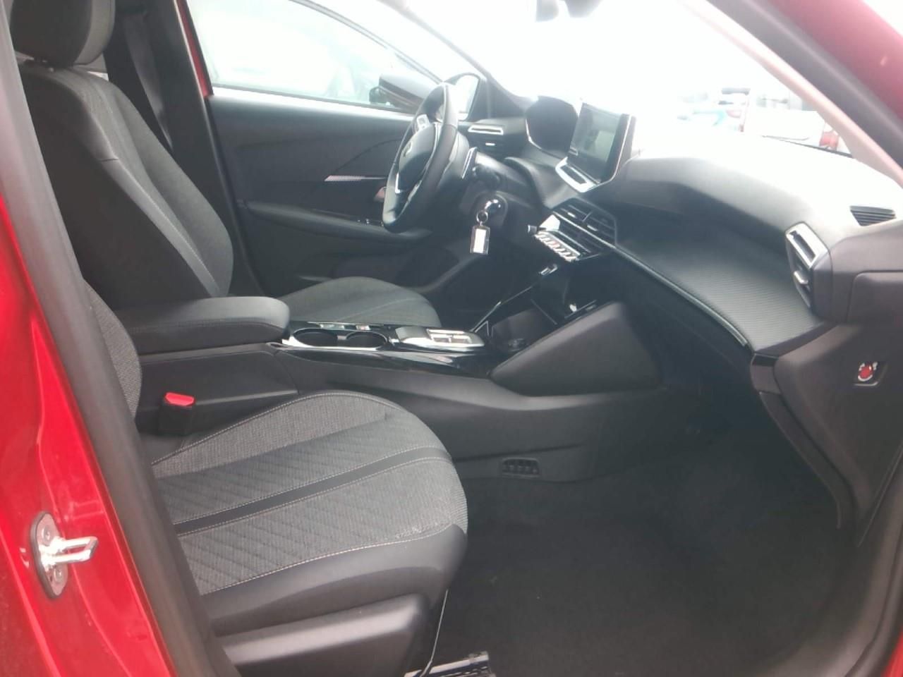 Peugeot 208 1.2G 100CV ALLURE BERLINA - Foto 5