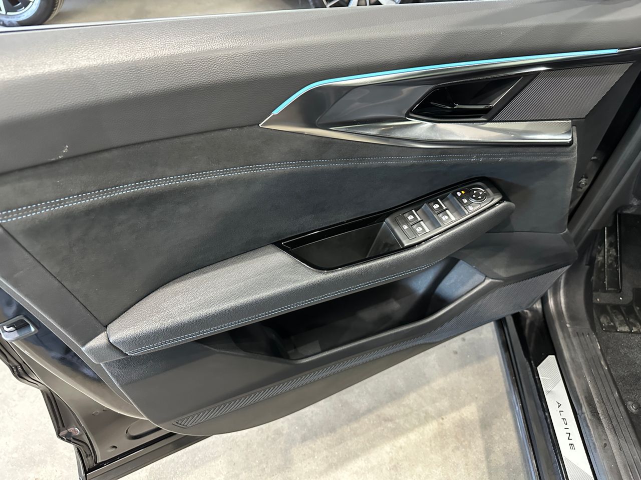 Renault Austral 1.3MHEV 160CV SPIRIT ALPINE - Foto 17