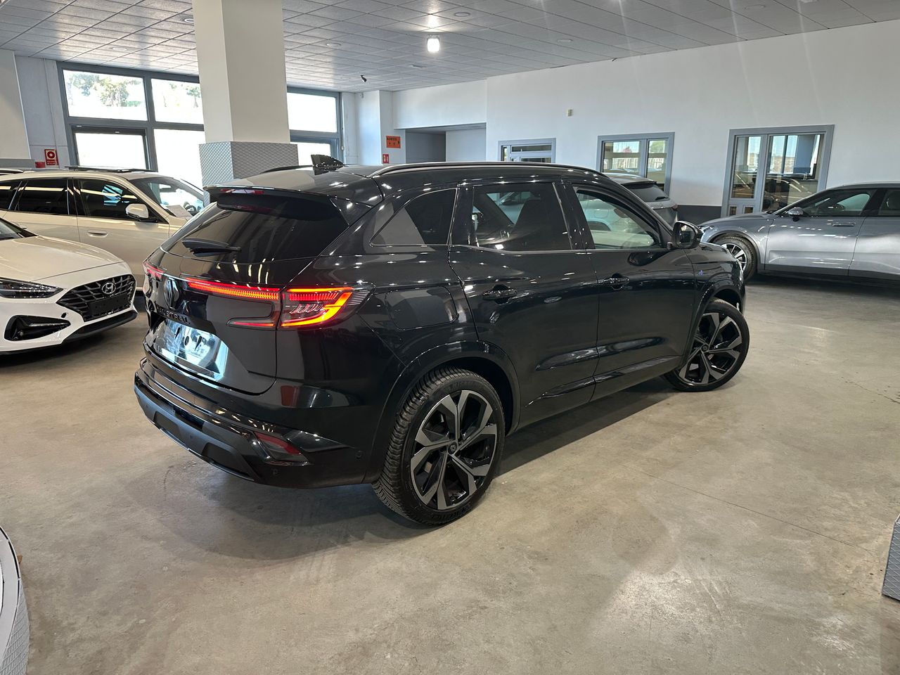 Renault Austral 1.3MHEV 160CV SPIRIT ALPINE - Foto 7