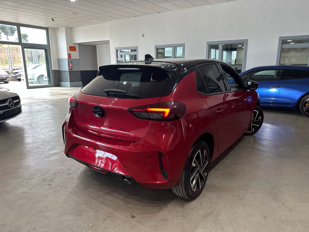 Opel Corsa 1.2 PURETECH 100CV GS BERLINA - Foto 7