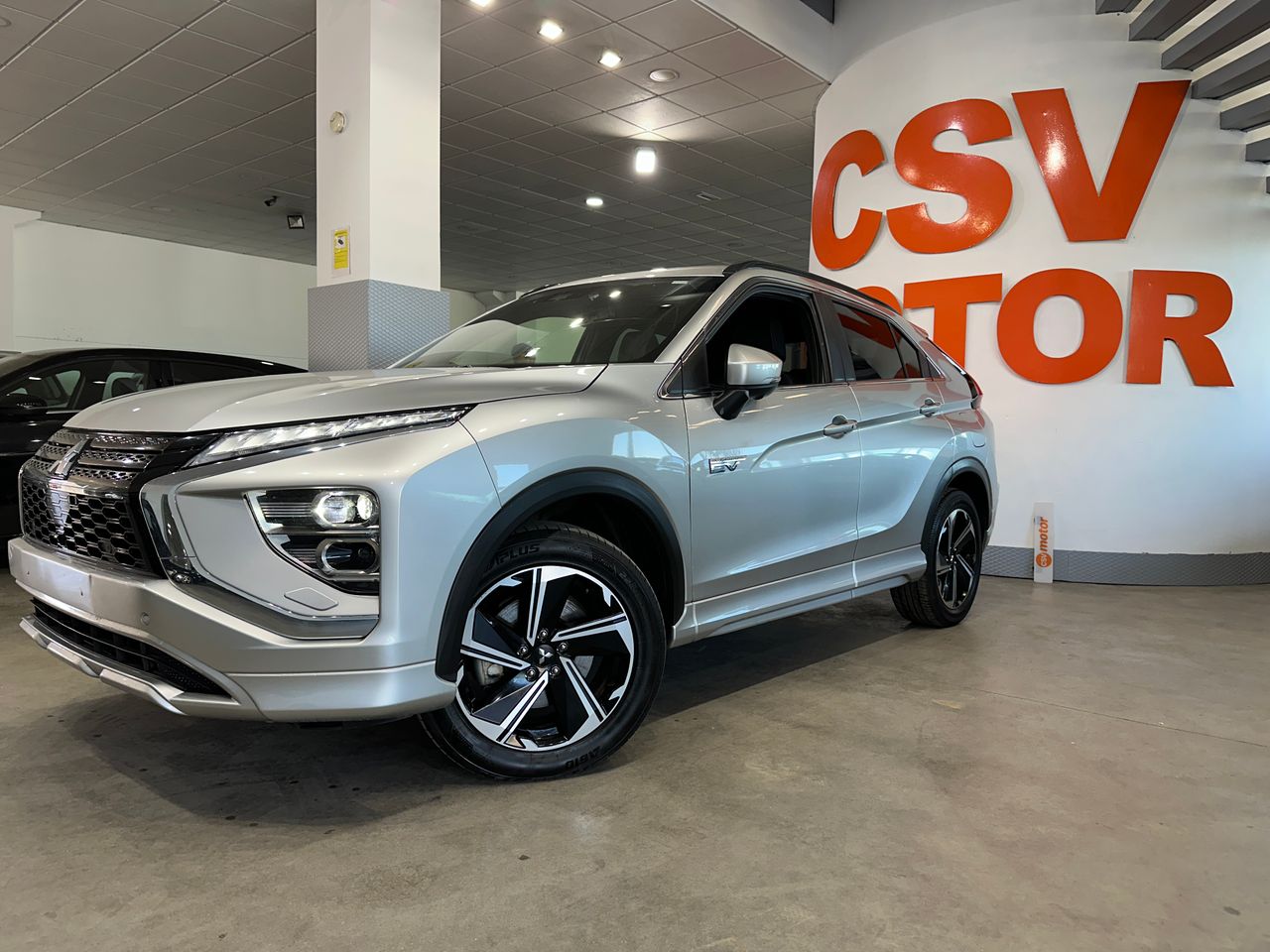 Mitsubishi Eclipse Cross 2.4PHEV 188CV KAITEKI 4WD - Foto 3