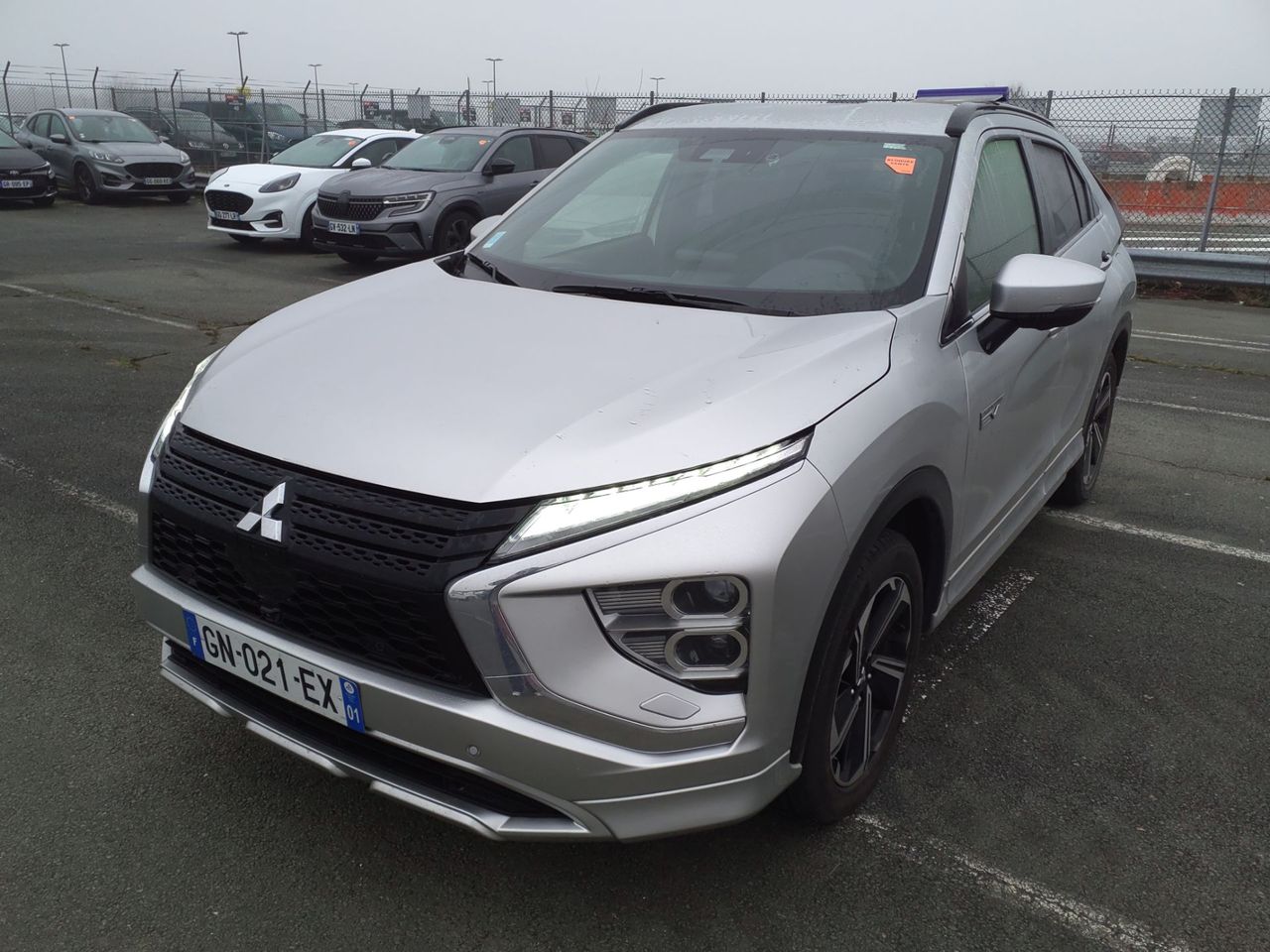 Mitsubishi Eclipse Cross 2.4PHEV 188CV KAITEKI 4WD - Foto 3