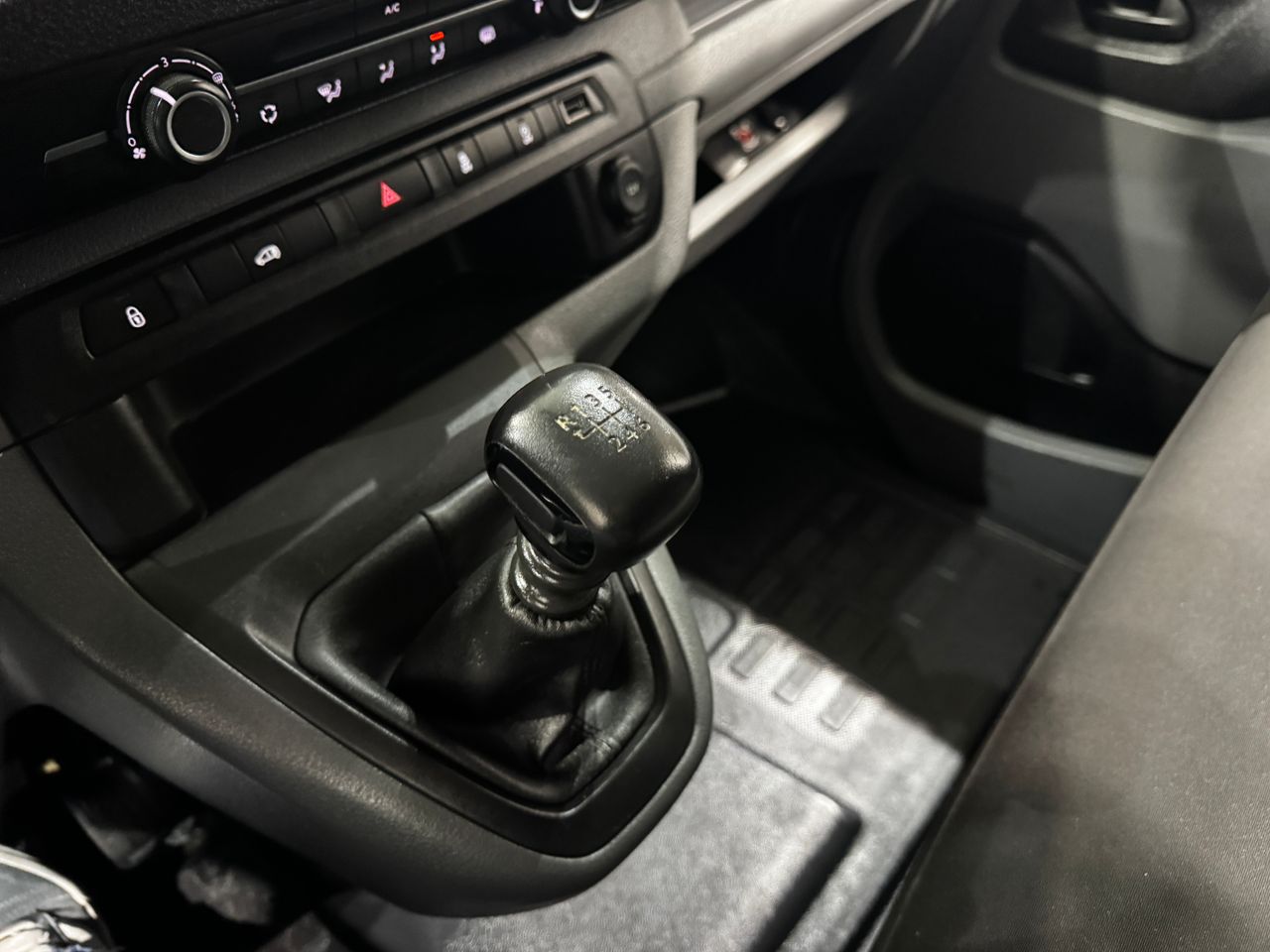 Peugeot Expert 1.5 BLUEHDI 120CV PREMIUM COMPACT - Foto 14