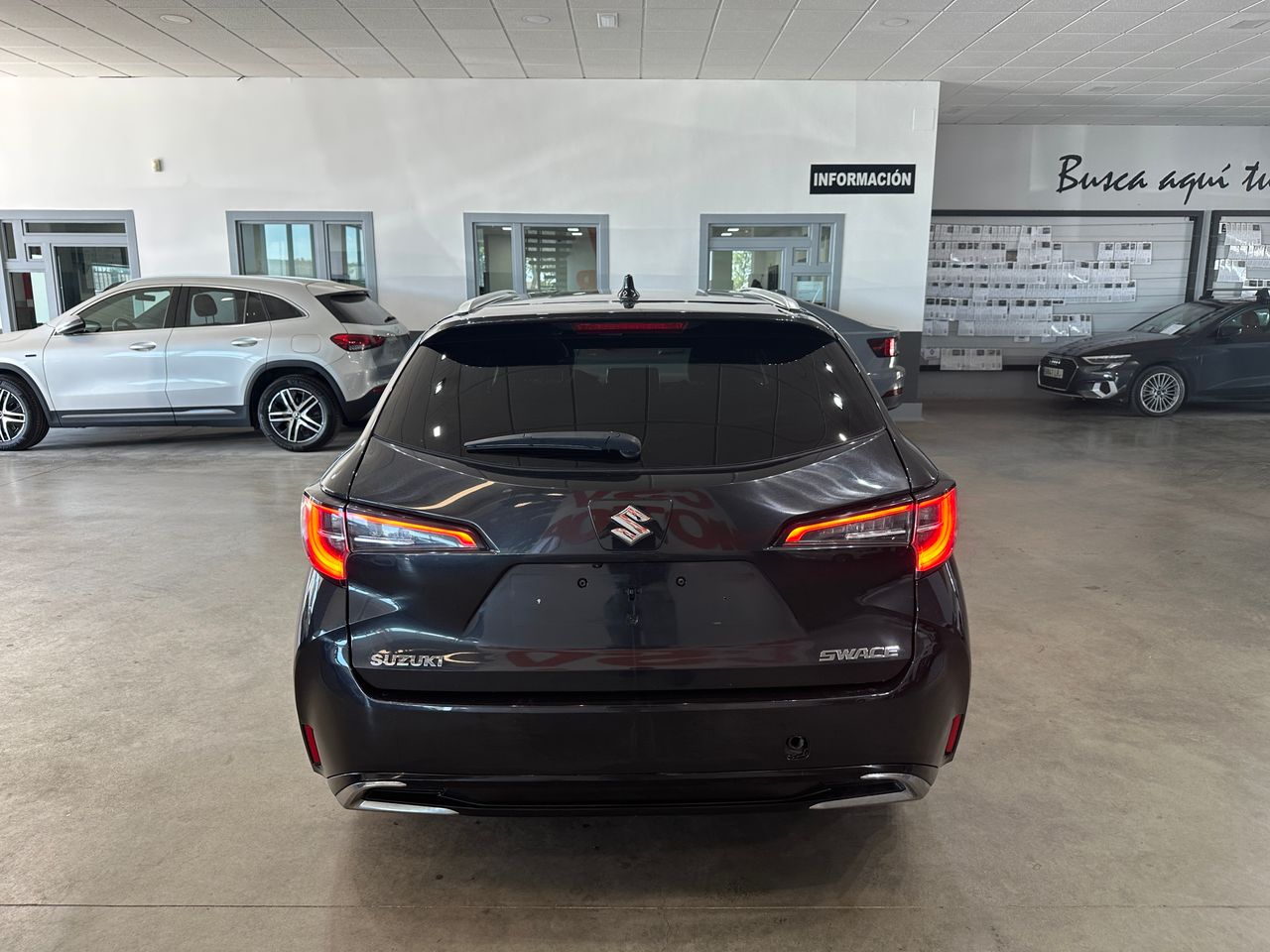 Suzuki Swace 1.8HEV 140CV GLE FAMILIAR - Foto 8