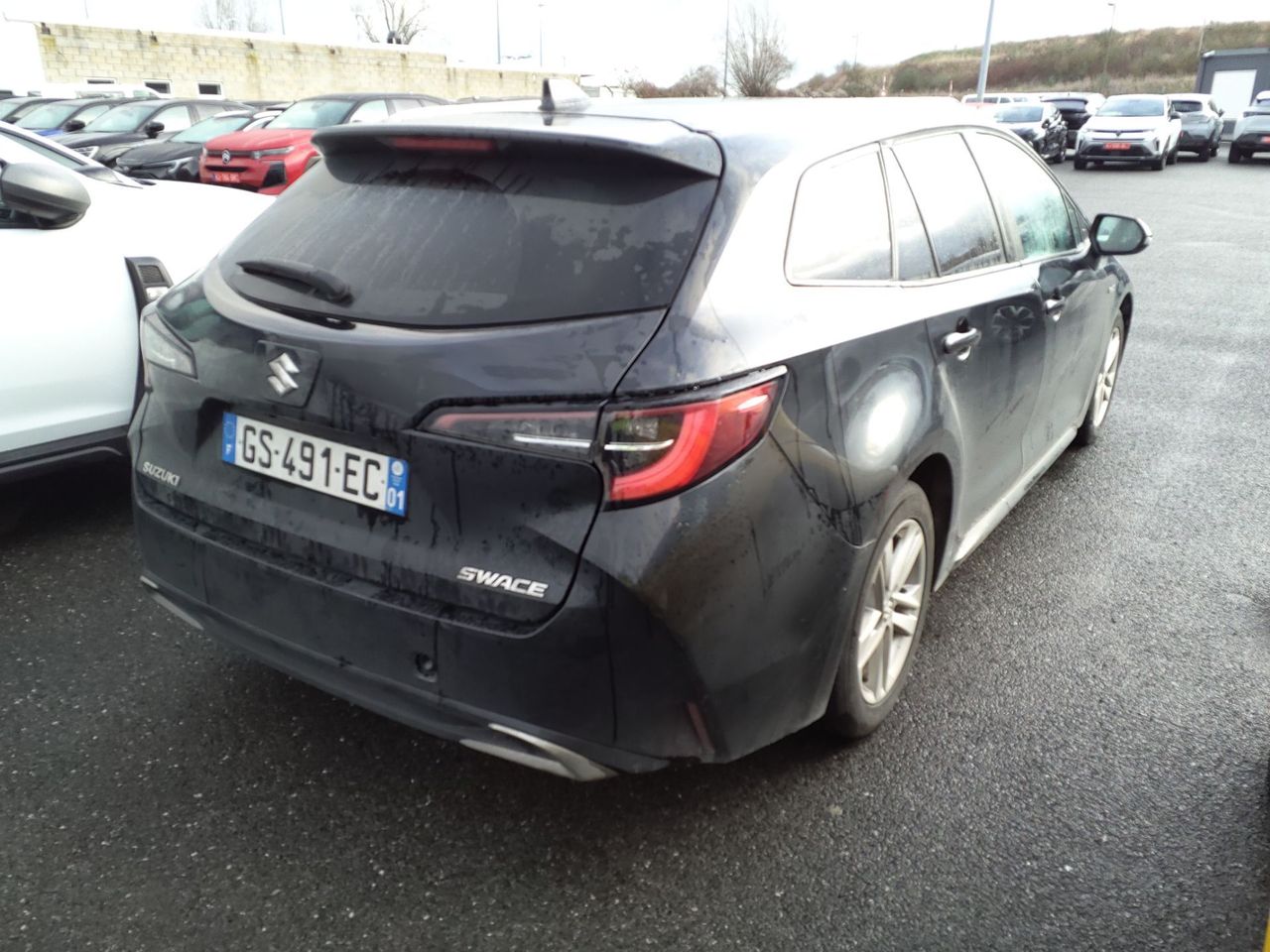 Suzuki Swace 1.8HEV 140CV GLE FAMILIAR - Foto 5