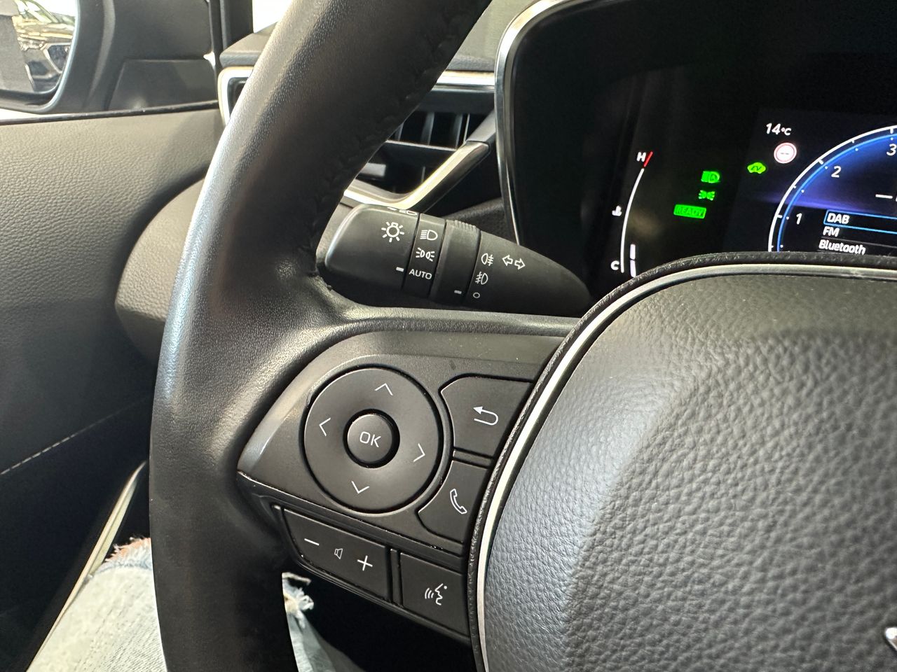 Suzuki Swace 1.8HEV 140CV GLE FAMILIAR - Foto 16