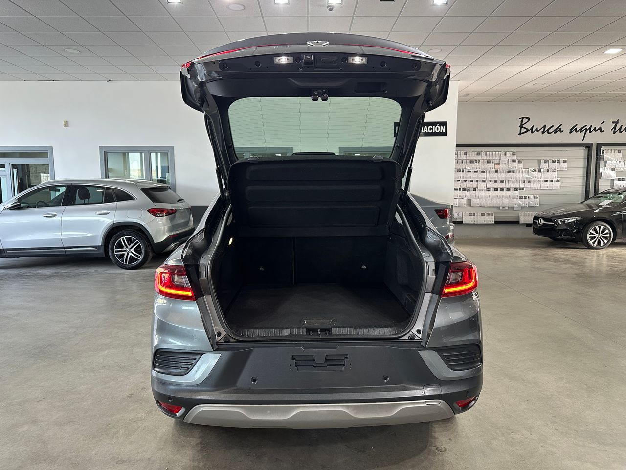 Renault Arkana 1.3HEV 145CV EVOLUTION EDC - Foto 9