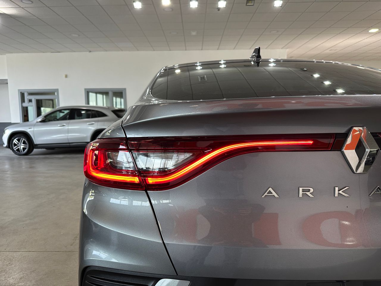 Renault Arkana 1.3HEV 145CV EVOLUTION EDC - Foto 21