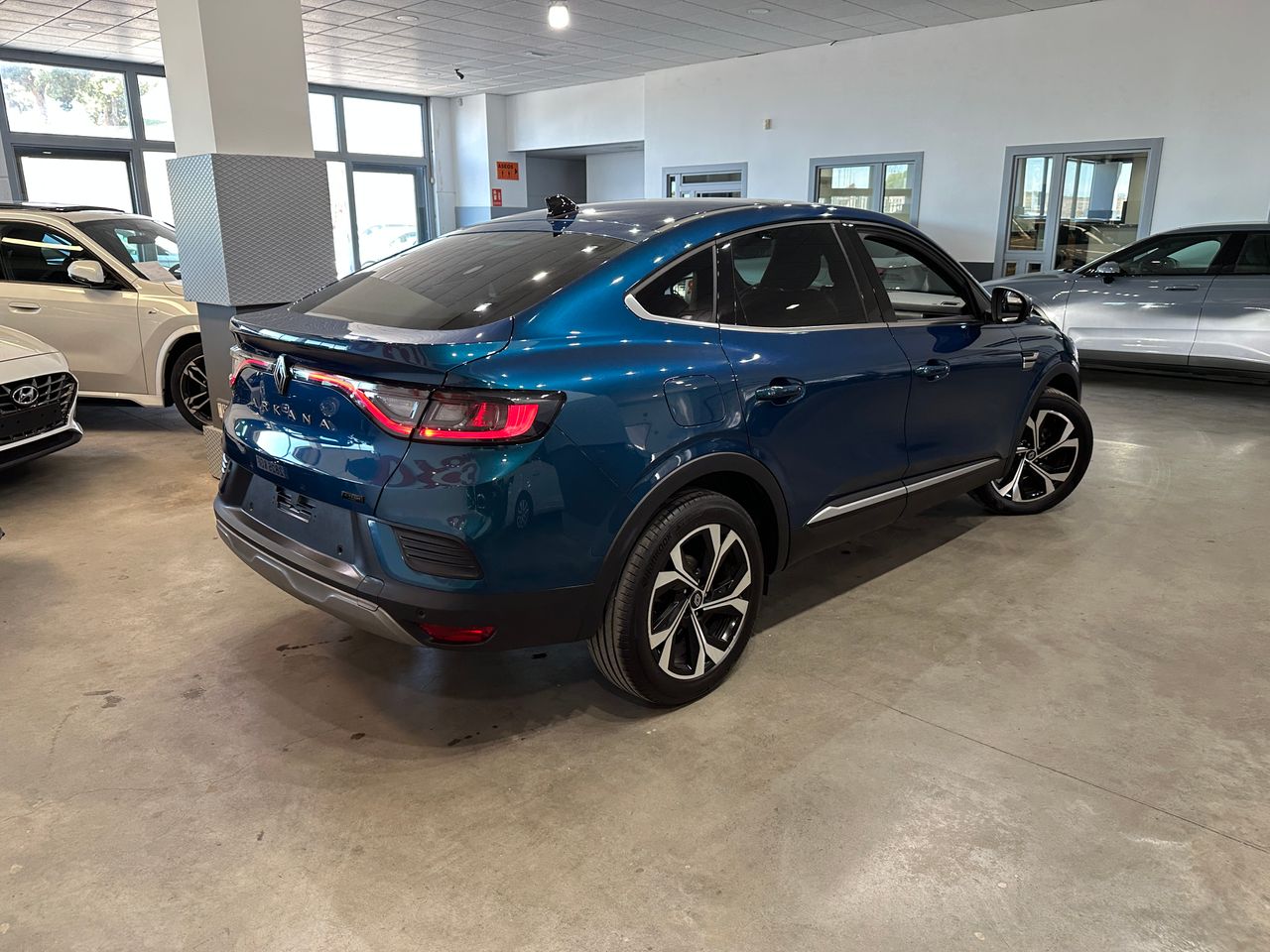 Renault Arkana 1.6HEV 145CV TECHNO - Foto 7