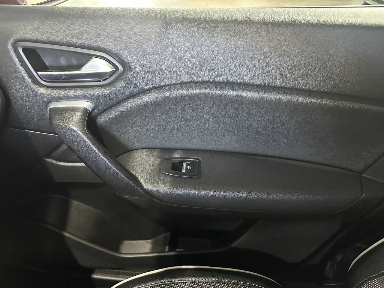 Renault Captur 1.6PHEV 160CV TECHNO - Foto 15