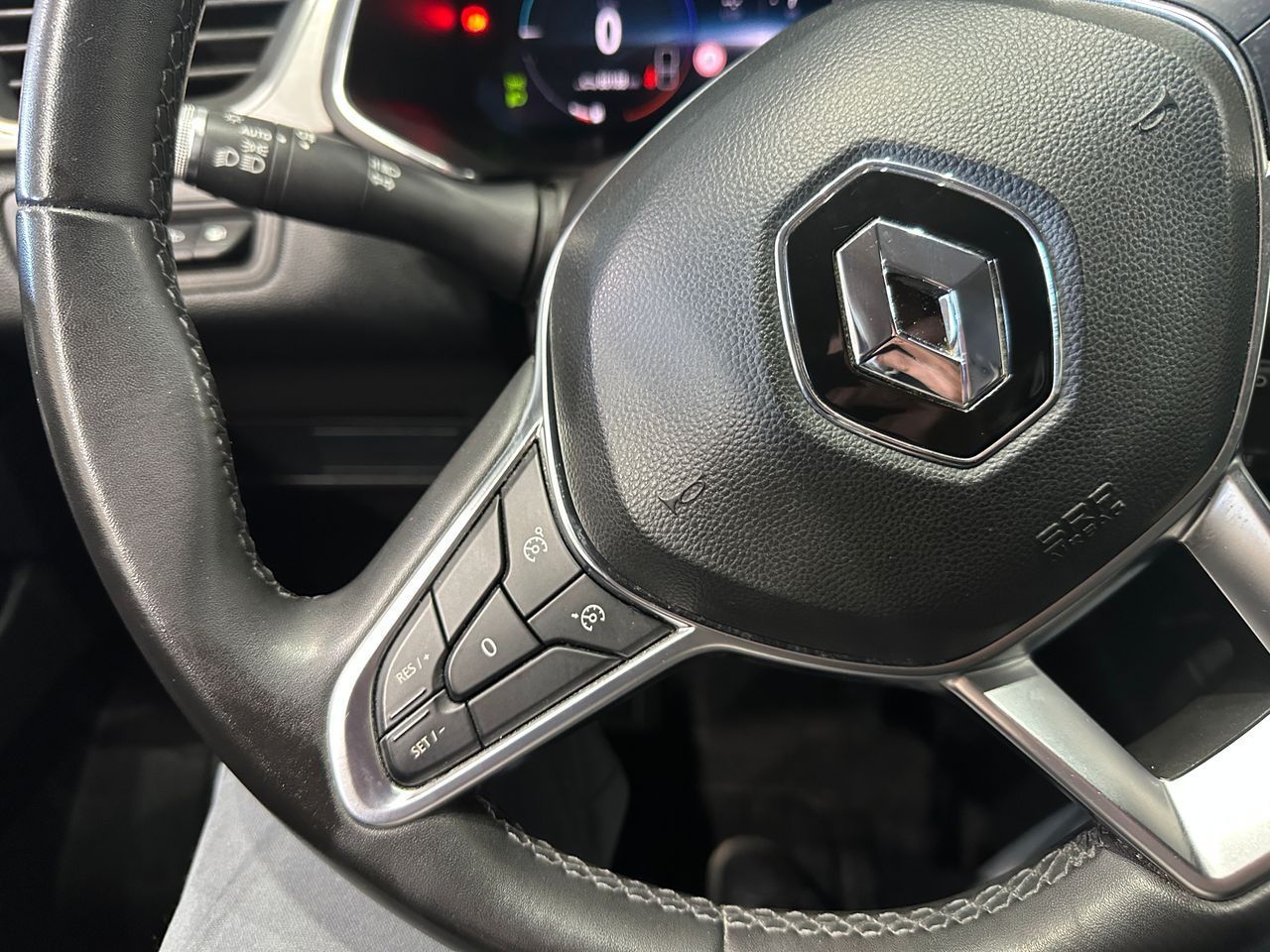 Renault Captur 1.6PHEV 160CV TECHNO - Foto 17