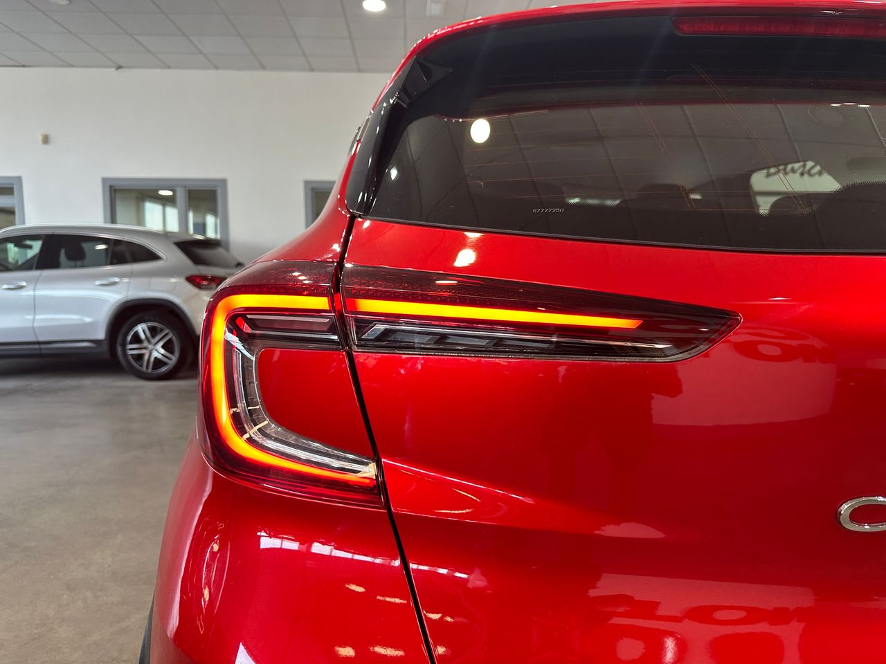 Renault Captur 1.6PHEV 160CV TECHNO - Foto 23