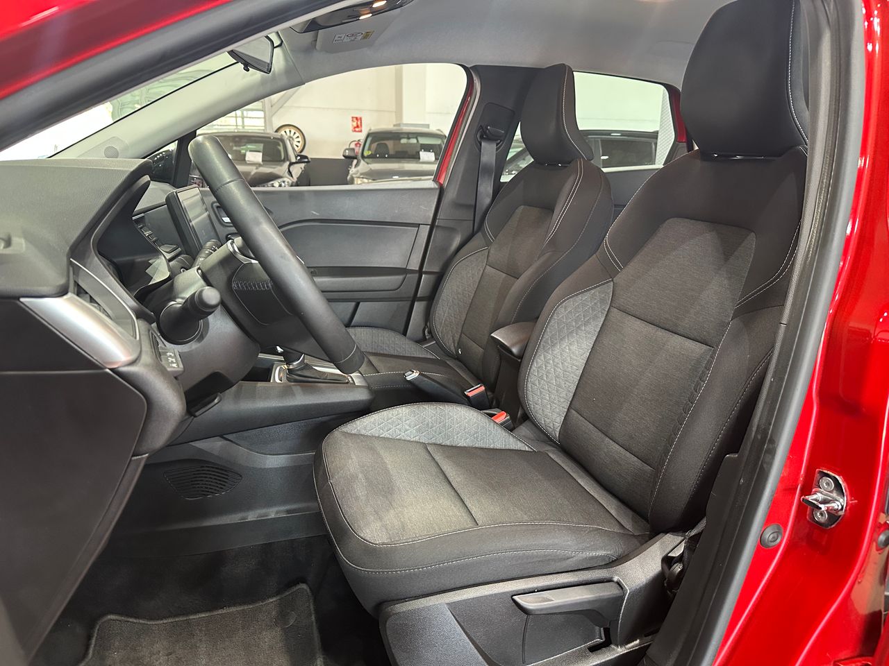 Renault Captur 1.6PHEV 160CV TECHNO - Foto 10