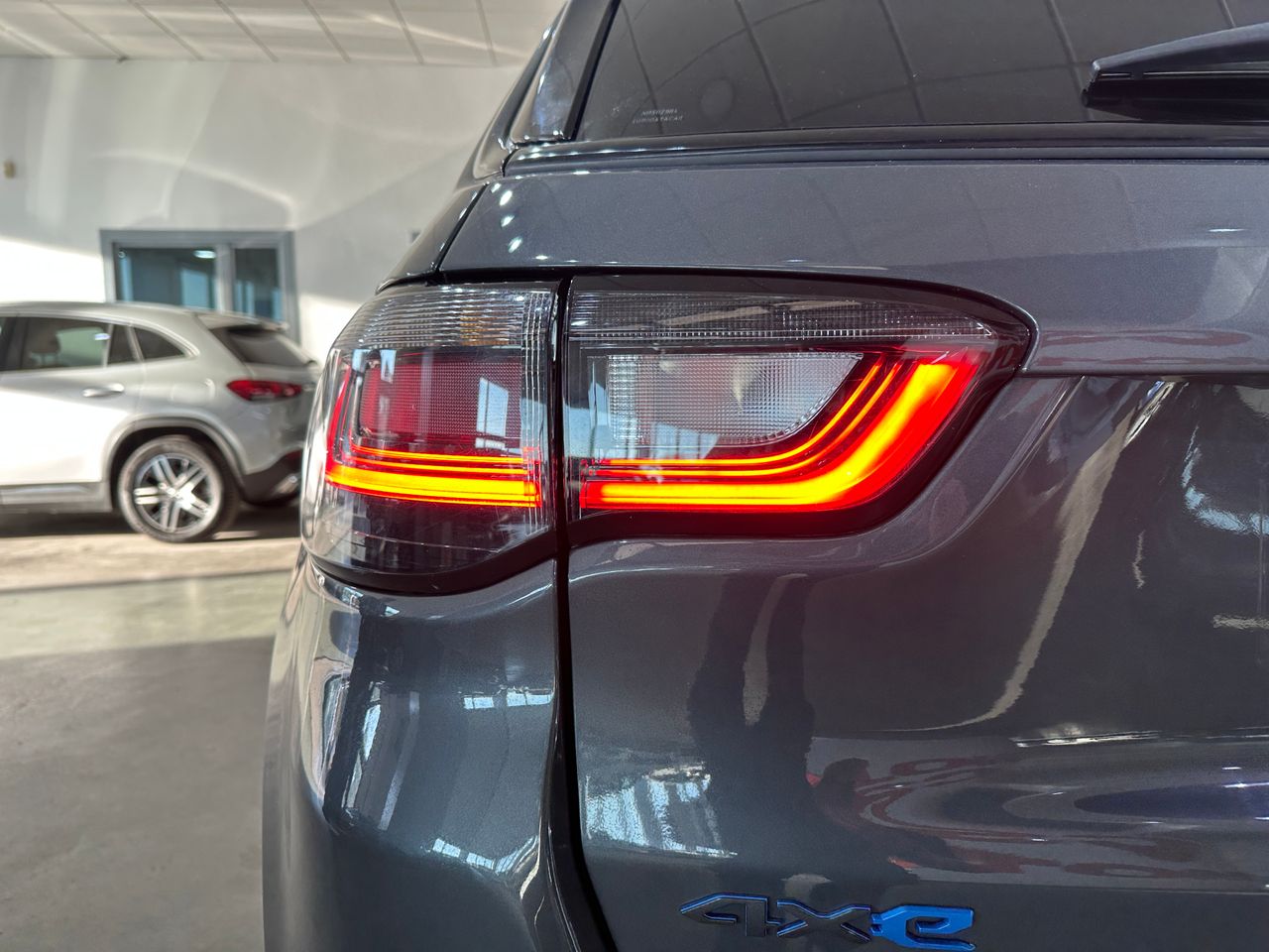 Jeep Compass 1.3PHEV 240CV 4XE TRAILHAWK - Foto 13