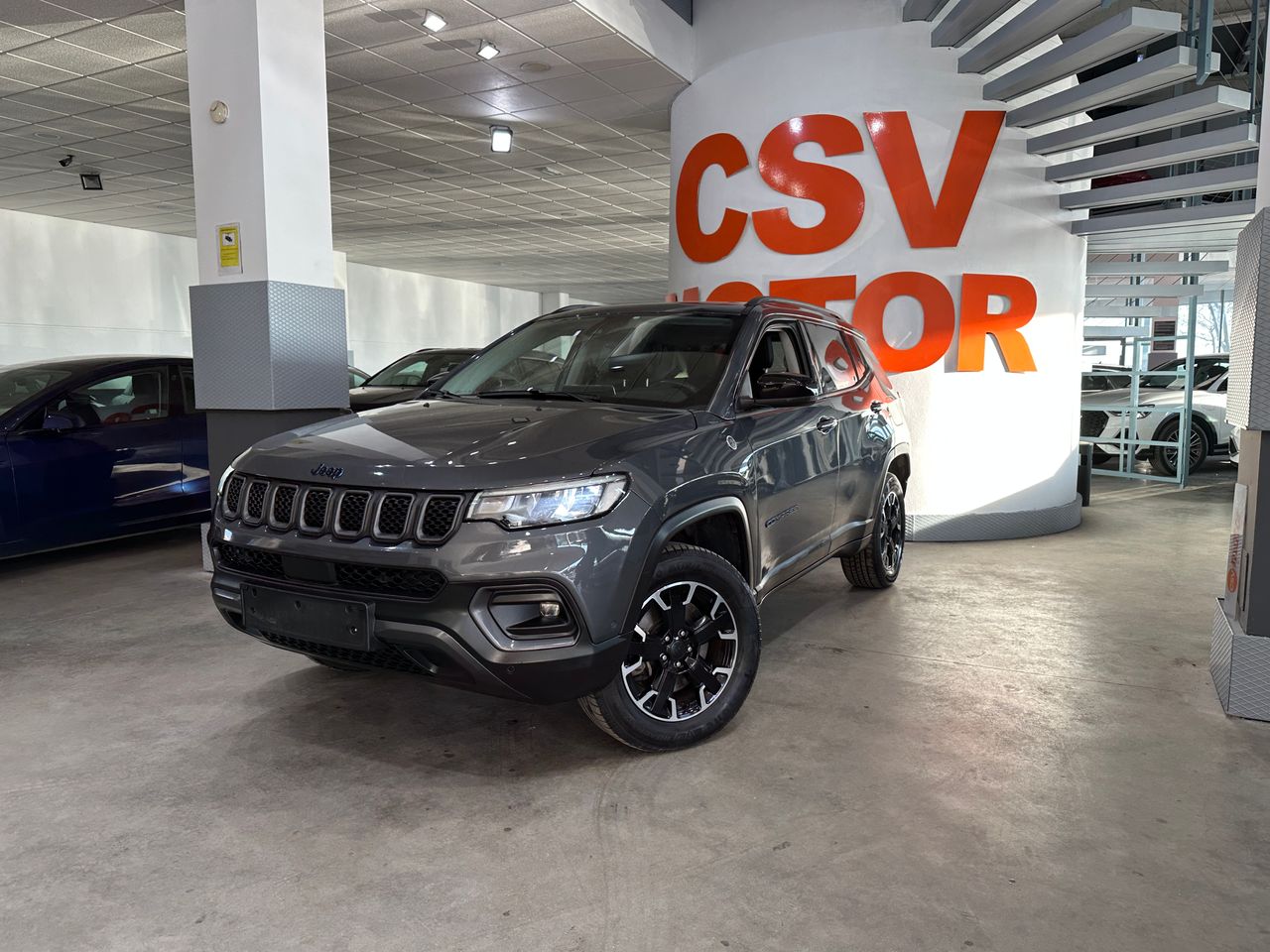 Jeep Compass 1.3PHEV 240CV 4XE TRAILHAWK - Foto 3